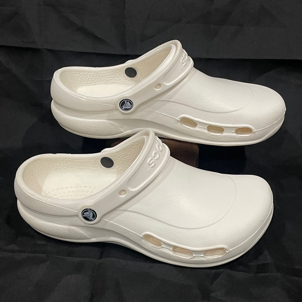 White CROCS Men's 8, Women's 10